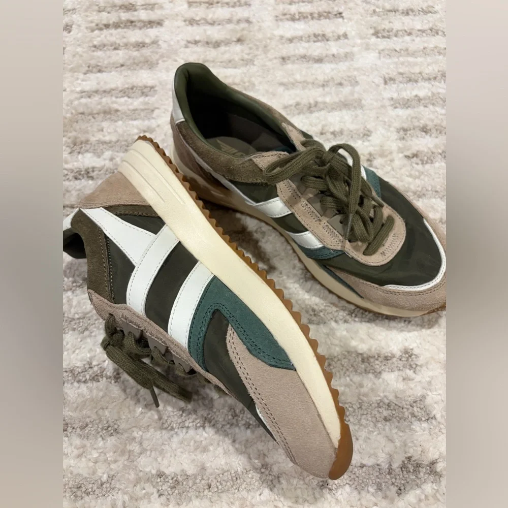 Gola women sneakers